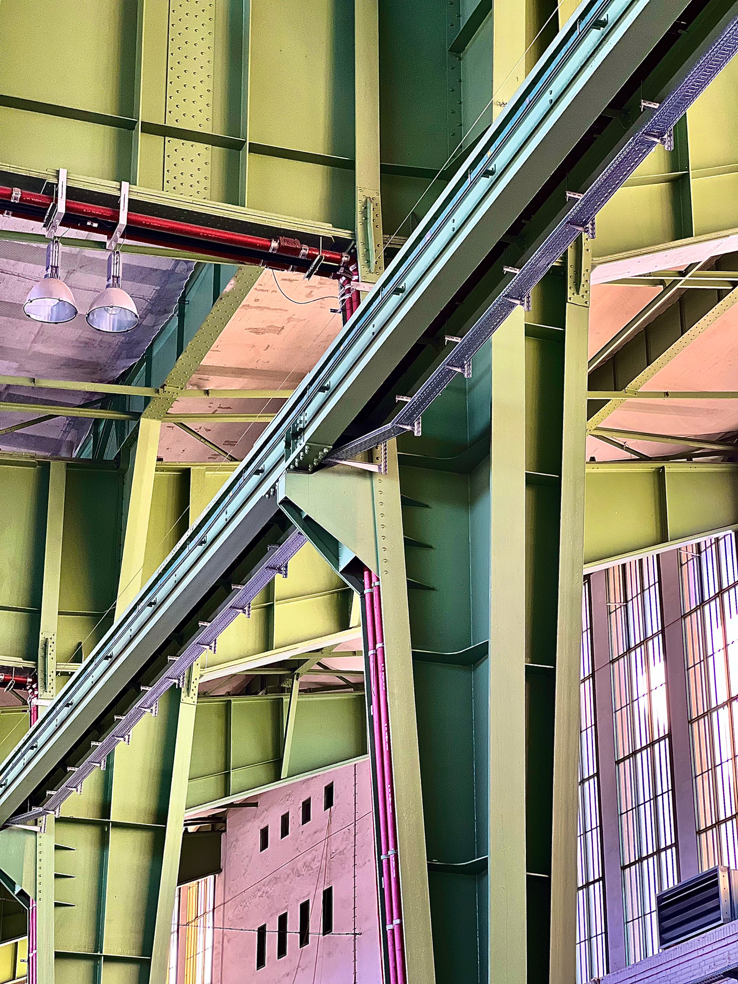 johann_wachs_modern_8793